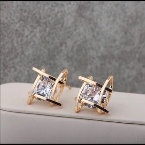 Stud earrings classy unique knot